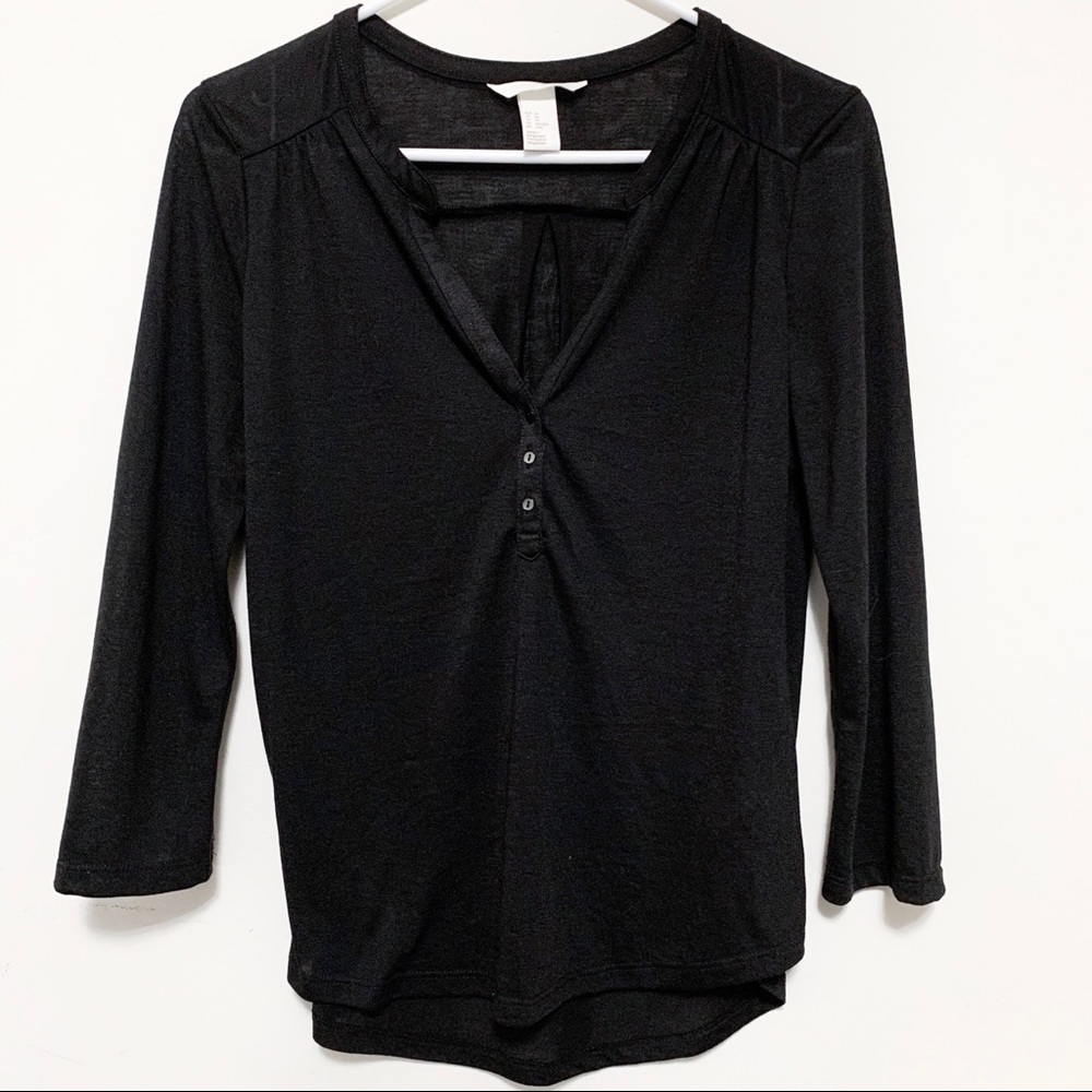 2/$10 H&M Black Half Button-Up Top